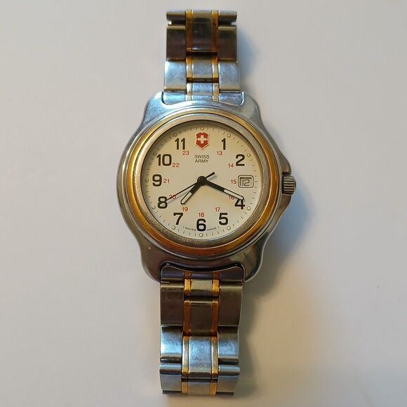 Vtg Victorinox Swiss Army Men Two Tone Officers Date Indicator Quartz Watch - Picture 1 of 15